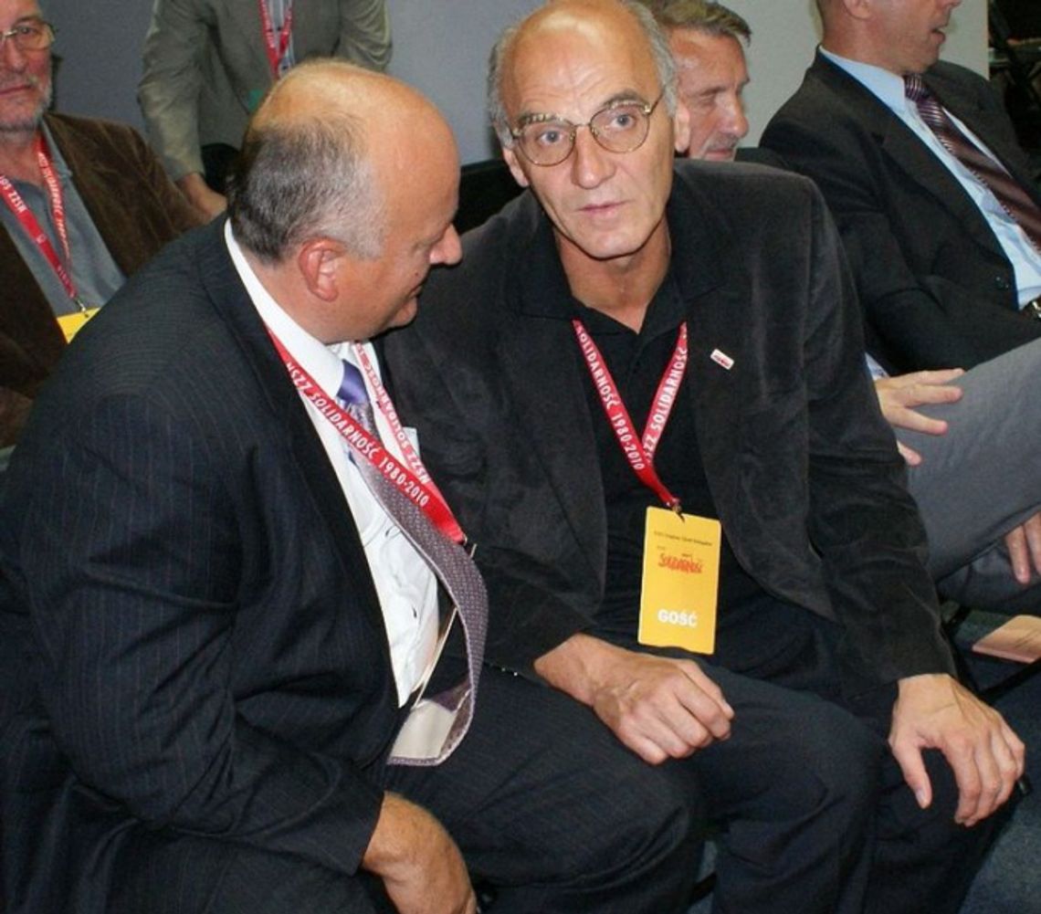 Kołodziej: To Wałęsa manipulował „Solidarnością“ gdy wzmacniał „lewą nogę” Kołodziej: To Wałęsa manipulował „Solidarnością“ gdy wzmacniał „lewą nogę”