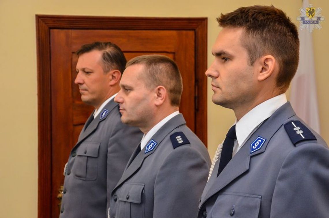 Komendant nagrodził policjantów za wzorową postawę