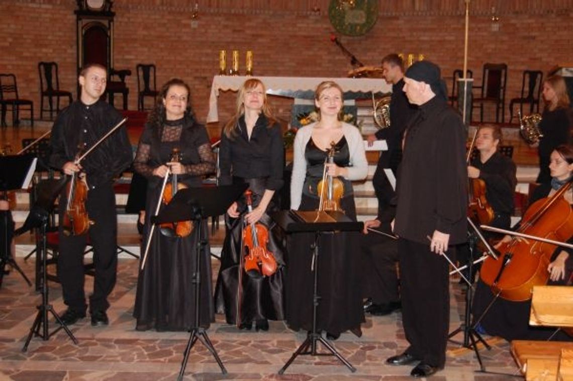Koncert charytatywny - mieszkańcy wsparli tczewskie hospicjum kwotą 1410,70 zł Koncert charytatywny - mieszkańcy wsparli tczewskie hospicjum kwotą 1410,70 zł