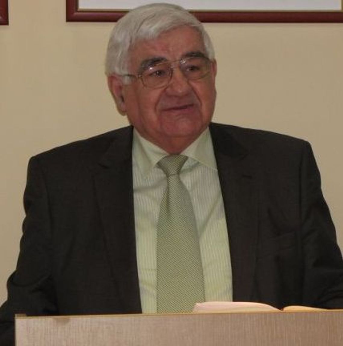 Konkurs na największą dziurę w powiecie. Władza lokalna rozwiewa złudzenia: środków na generalne remonty dróg nie będzie... Konkurs na największą dziurę w powiecie. Władza lokalna rozwiewa złudzenia: środków na generalne remonty dróg nie będzie...