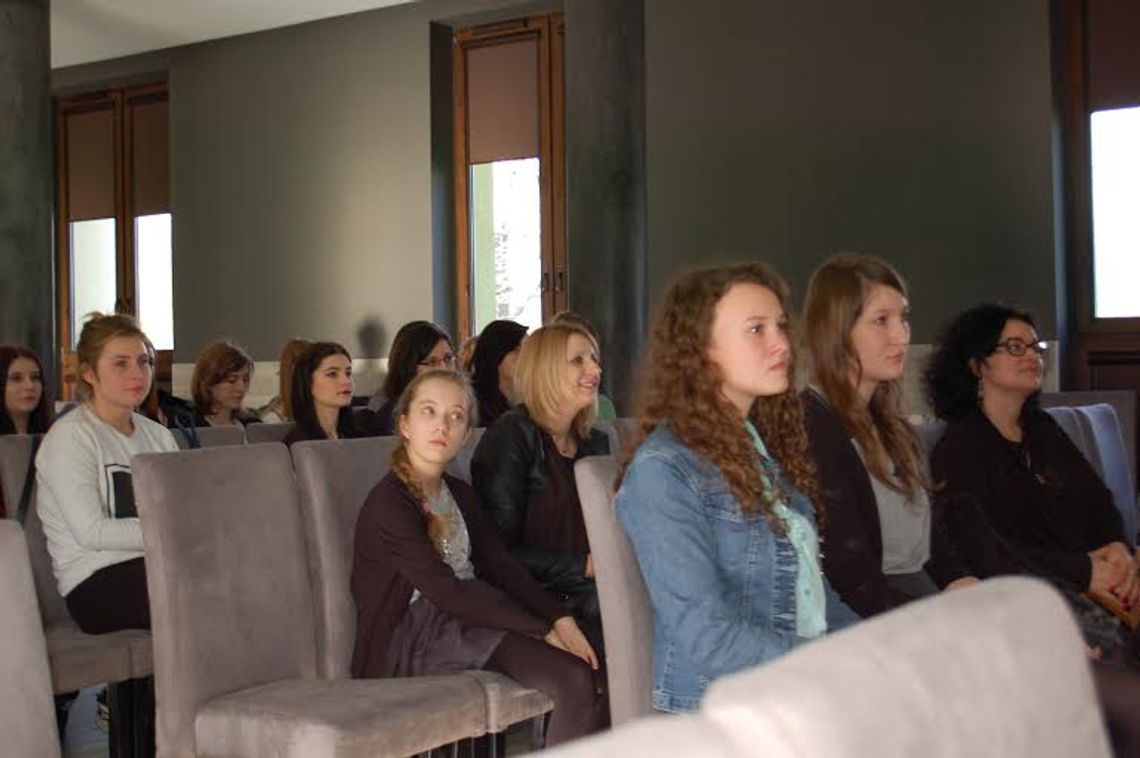 Konkurs na projekt modyfikacji loga SCK rozstrzygnięty!