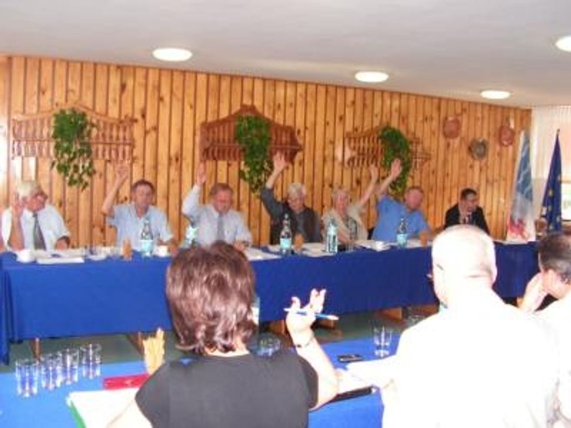 KONTROWERSJE Podzielone głosy radnych w sprawie prywatyzacji szpitala KONTROWERSJE Podzielone głosy radnych w sprawie prywatyzacji szpitala