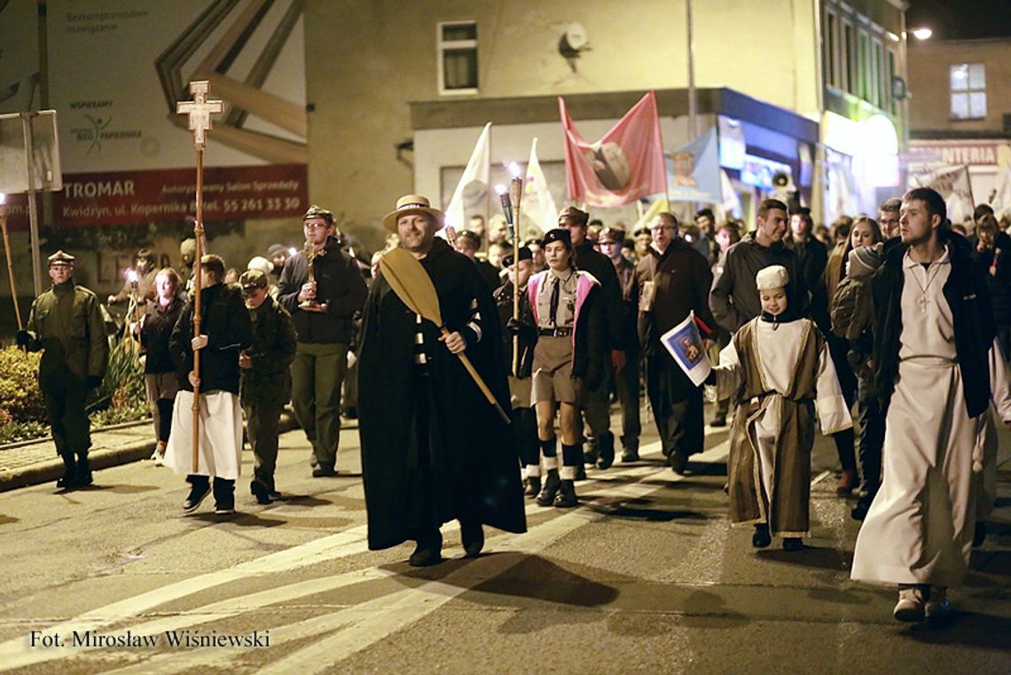 Korowód Świętych i Błogosławionych Korowód Świętych i Błogosławionych
