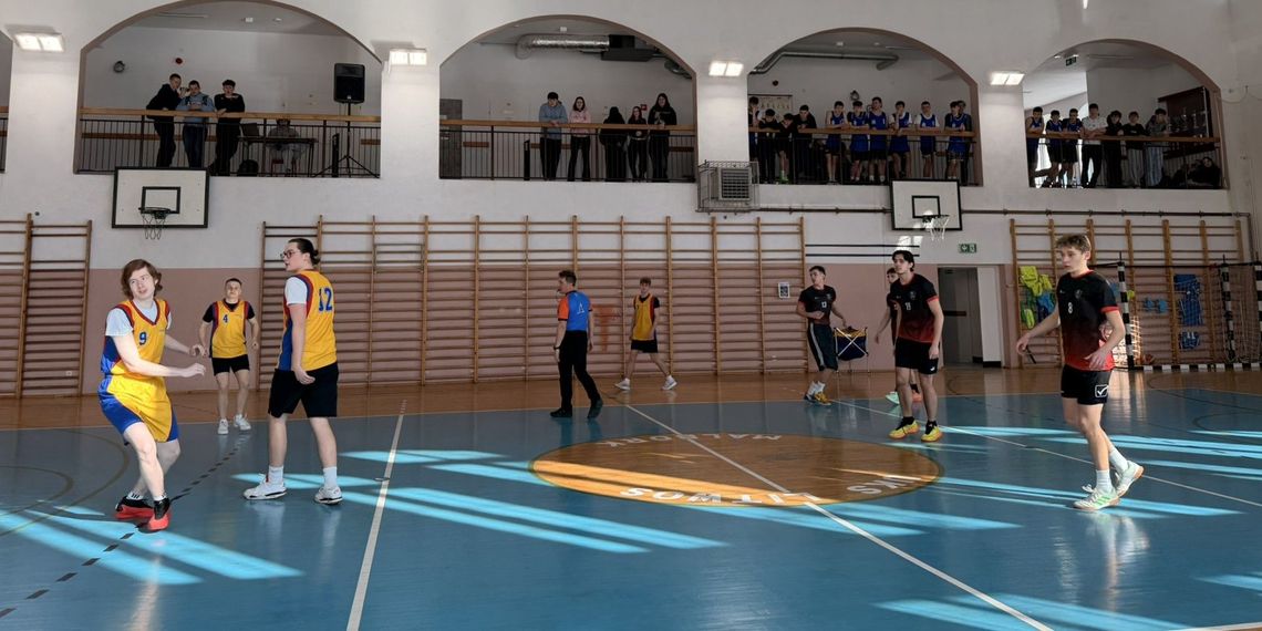 Koszykarskie emocje w Malborku. Znamy mistrzów powiatu w Licealiadzie 2025/2026