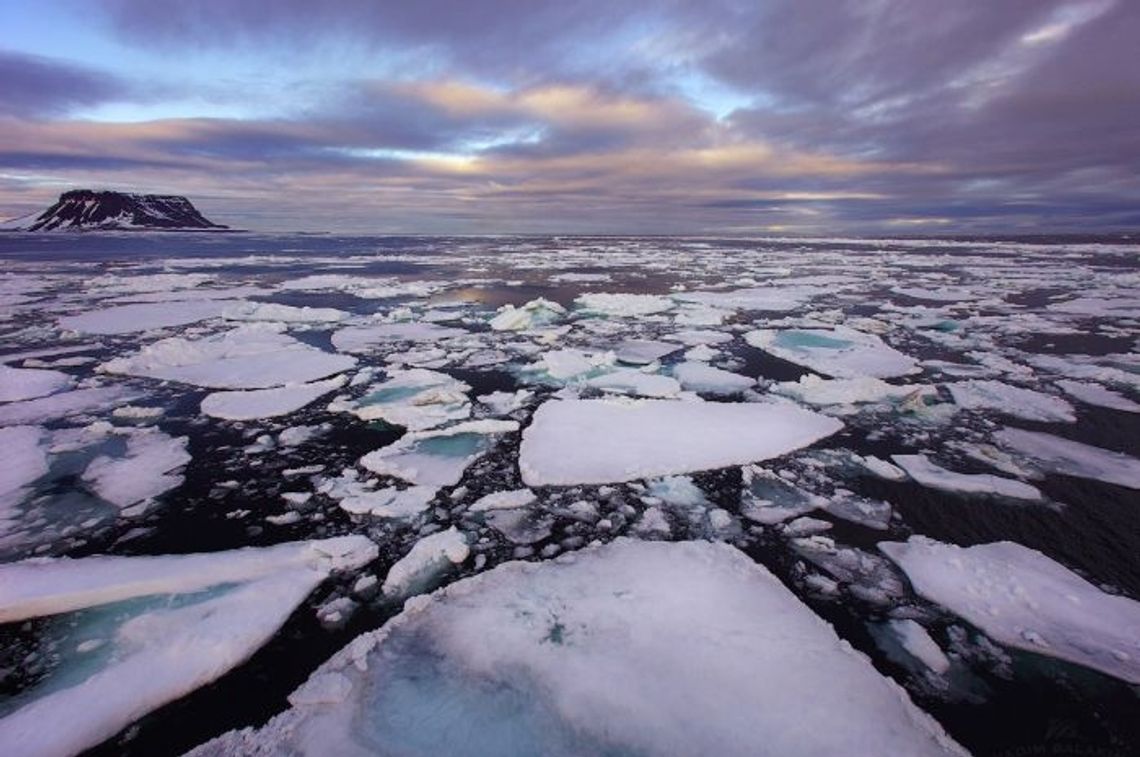 Kpt. Sodkiewicz - „Barlovento II”: Pierwsze pole lodowe za nami Kpt. Sodkiewicz - „Barlovento II”: Pierwsze pole lodowe za nami