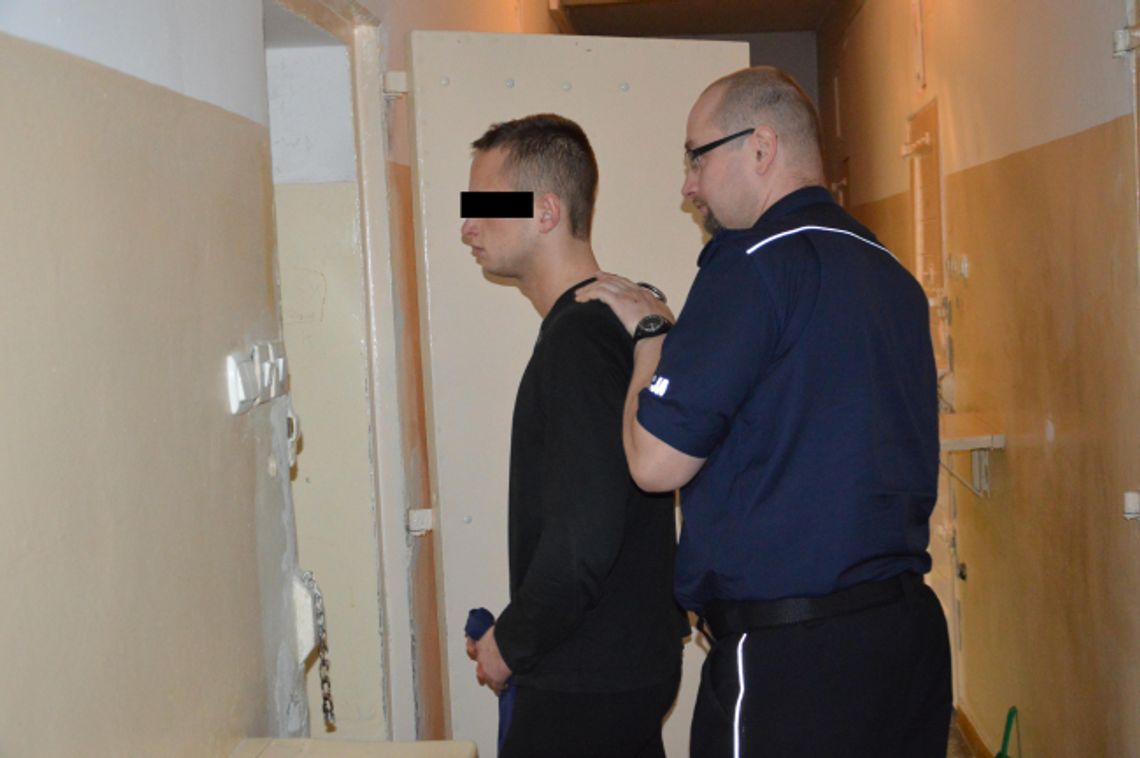 Kradli kable na bocznicy kolejowej Kradli kable na bocznicy kolejowej