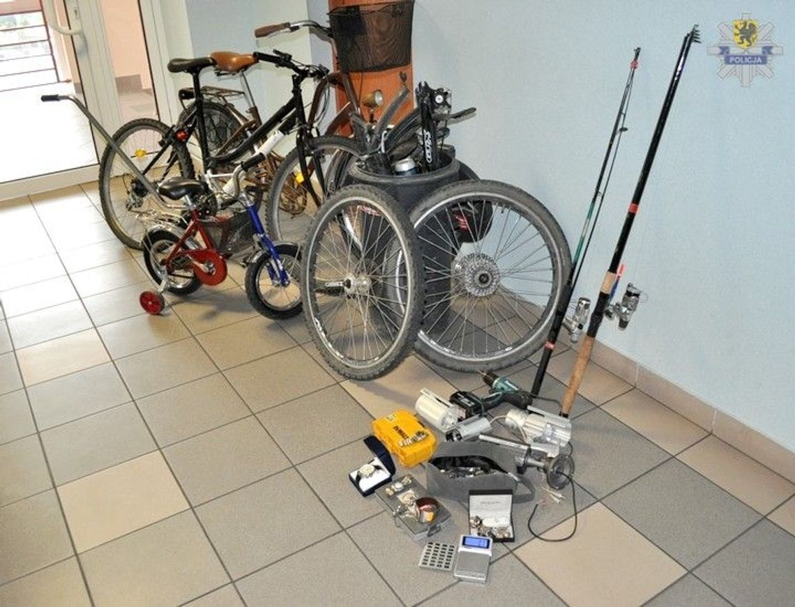 Kradli kamery przemysłowe i... rowery. Zostali zatrzymani Kradli kamery przemysłowe i... rowery. Zostali zatrzymani