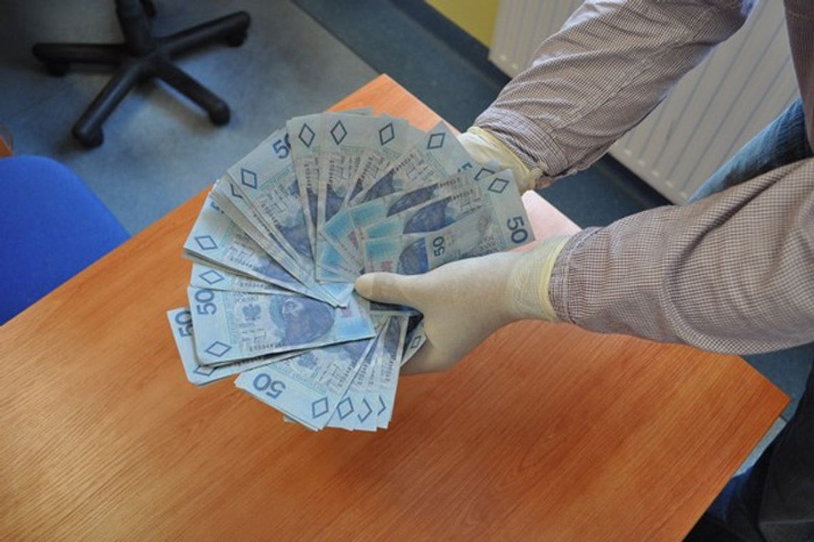 Kradzione paliwo, fałszywe banknoty i amfetamina Kradzione paliwo, fałszywe banknoty i amfetamina