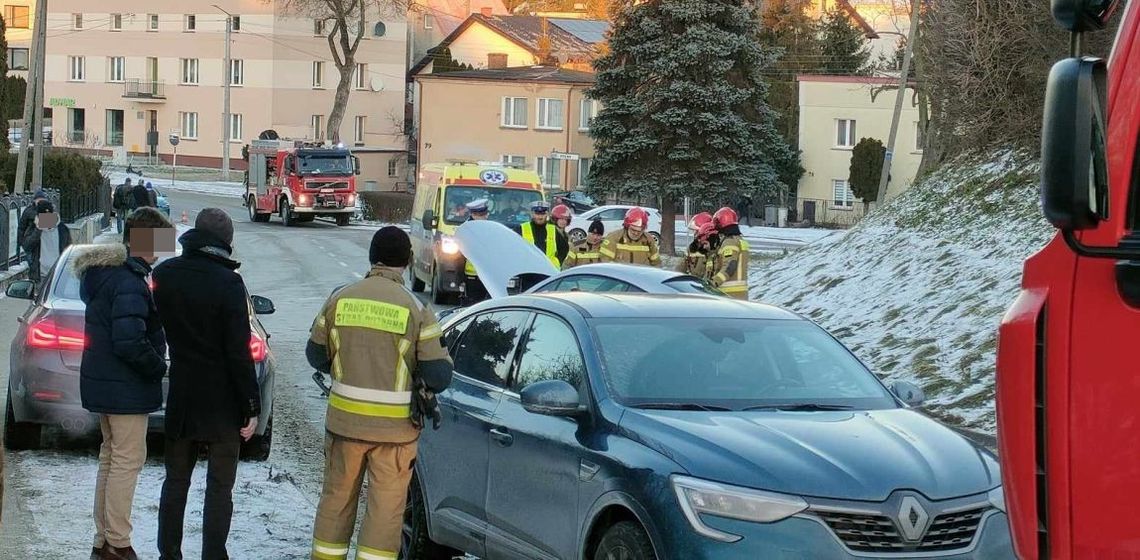 Kraksa dwóch pojazdów na Czyżykowie w Tczewie. Ranna jedna osoba