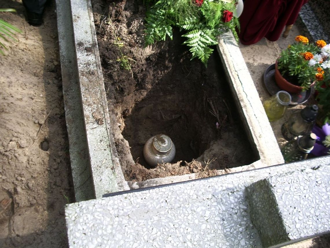 Kremacja - kontrowersje Kremacja - kontrowersje