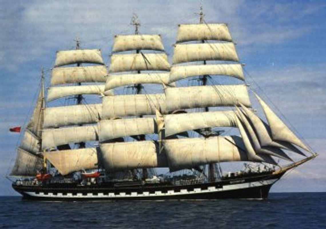 Kruzenstern w Gdyni - na redzie i z bliska Kruzenstern w Gdyni - na redzie i z bliska