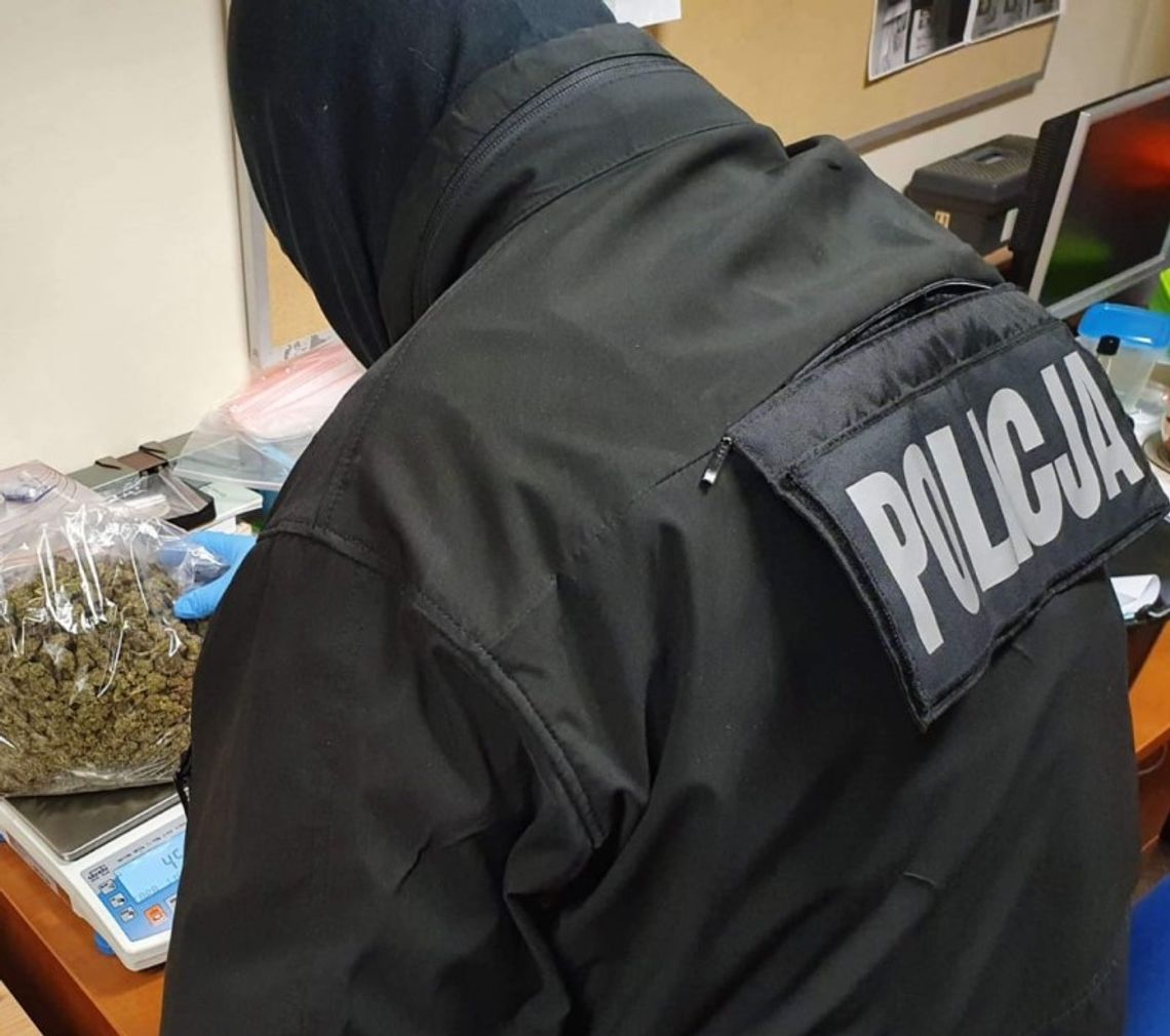 Kryminalni zatrzymali 28-latka za posiadanie narkotyków Kryminalni zatrzymali 28-latka za posiadanie narkotyków