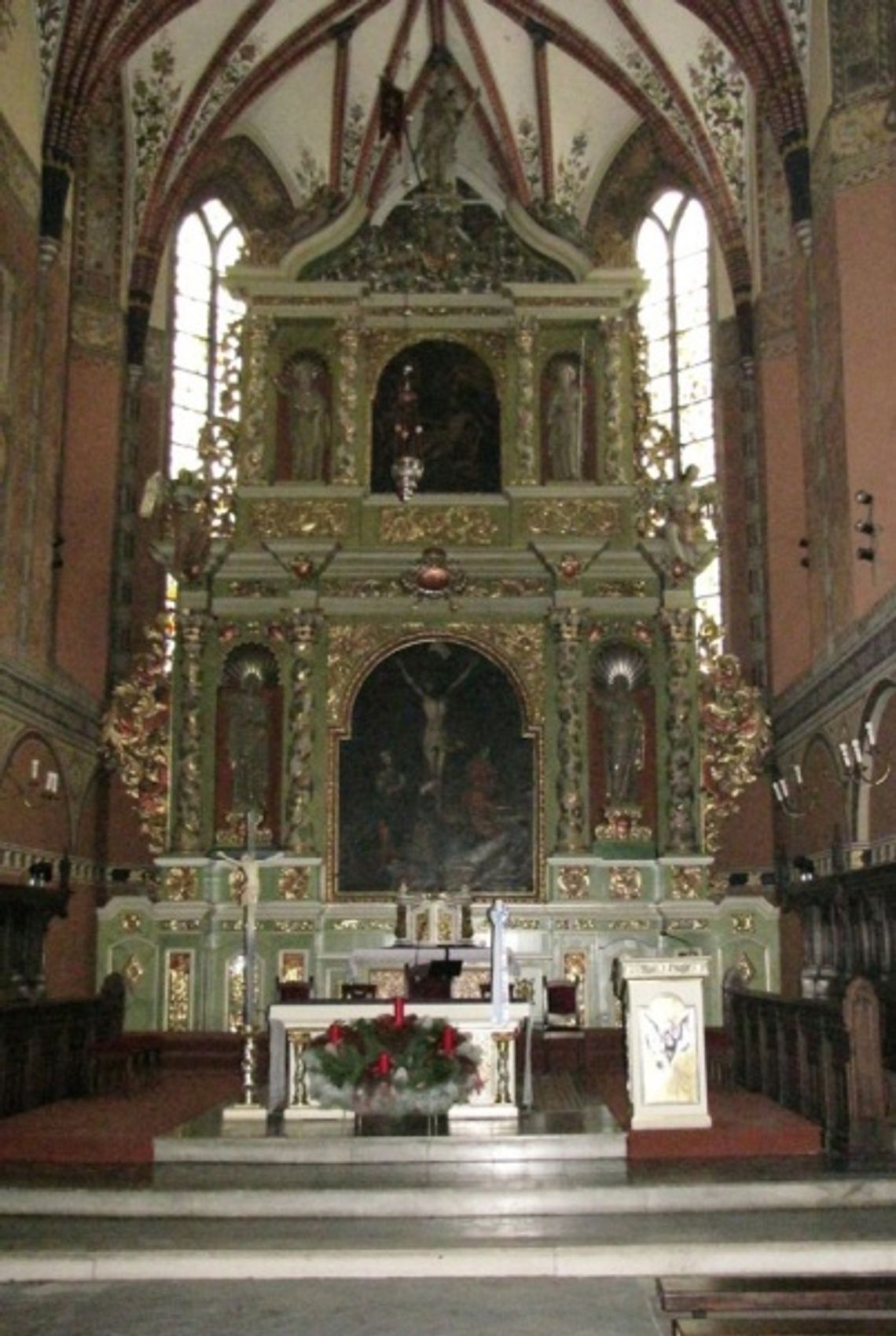 Krypta metr pod posadzką. Georadarem w świątyni Krypta metr pod posadzką. Georadarem w świątyni