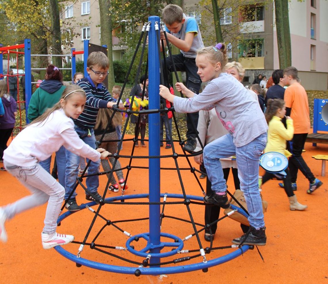 Kto wykona place zabaw z budżetu obywatelskiego? Kto wykona place zabaw z budżetu obywatelskiego?