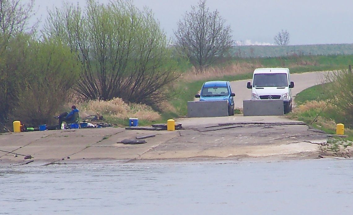 Którędy na Kwidzyn? W nocy dobijają się do ludzi