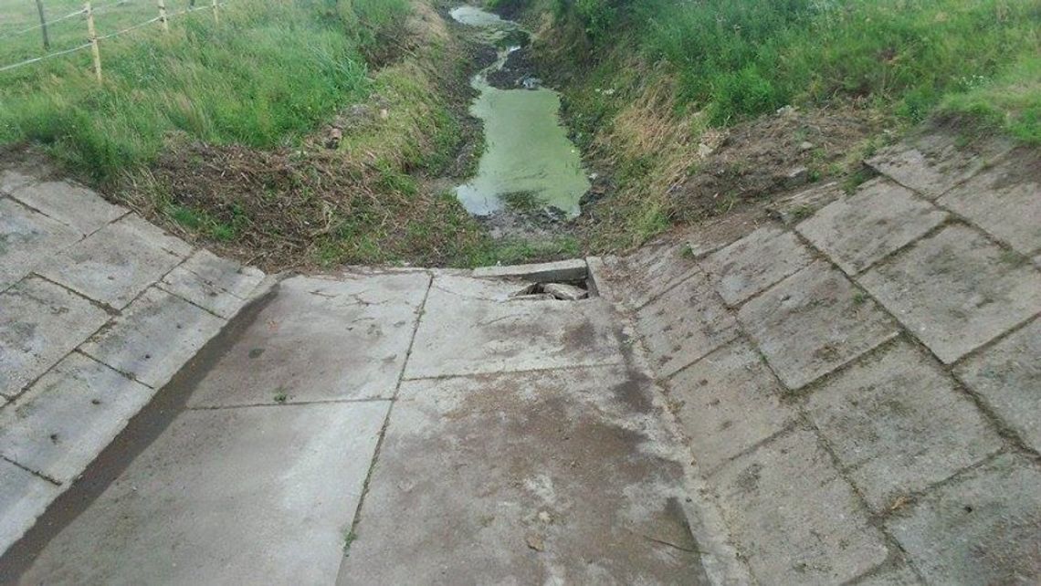 Ktoś kradnie wodę z Liwy Ktoś kradnie wodę z Liwy