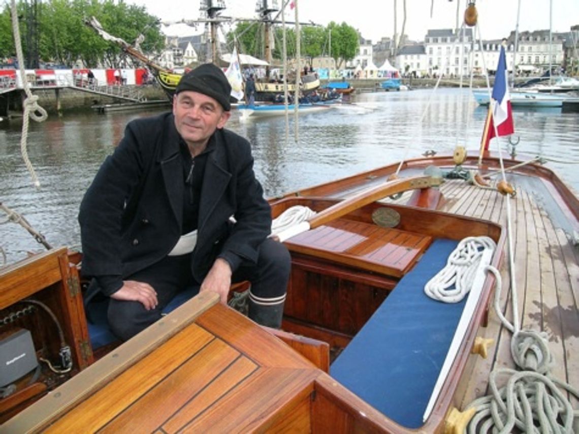 „Lady Maud” ze słynnym kpt. Gerardem d’Abovillem w drodze do Gdańska „Lady Maud” ze słynnym kpt. Gerardem d’Abovillem w drodze do Gdańska