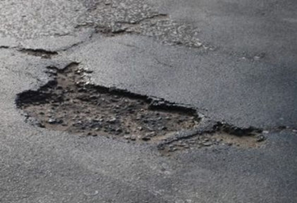 Łatanie dziur po zimie