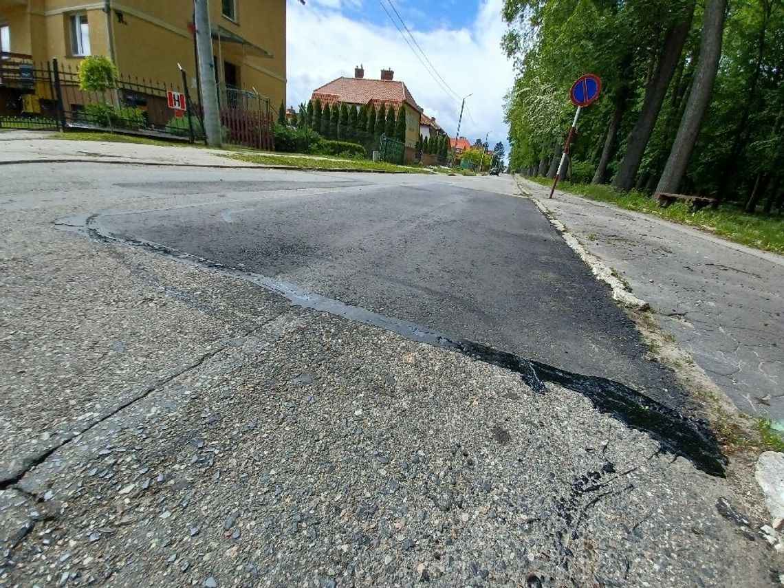 Łatanie tczewskich ulic ręcznie i mechanicznie za ponad 250 tys. zł