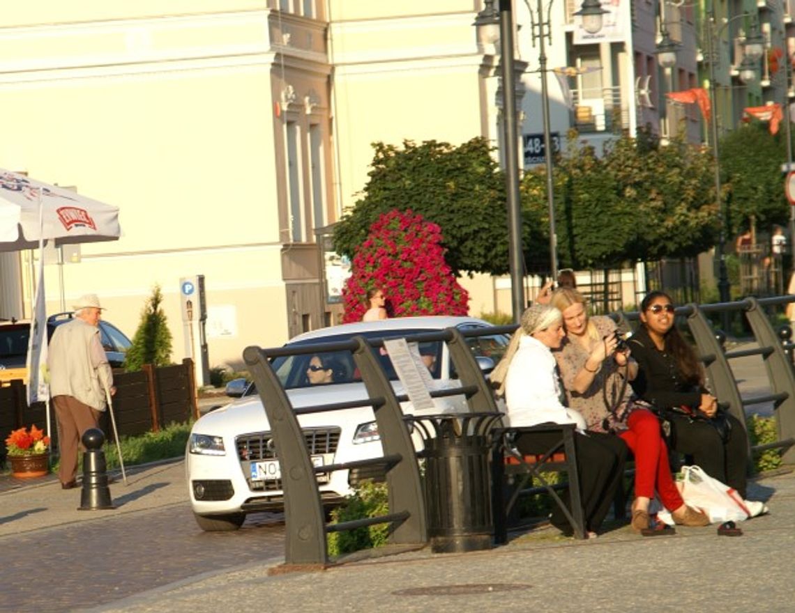 Lato na deptaku bez ruchu Lato na deptaku bez ruchu