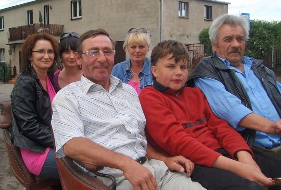 Lato przyjechało na festyn w Jeleniu dwukonna bryczką...