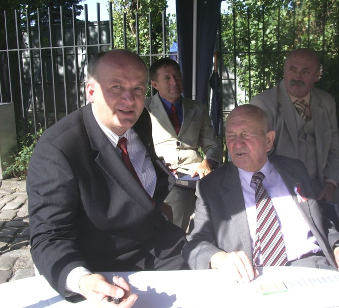 Lider stoczniowej Solidarności: W Polsce swoimi wpływami gospodarczymi zaczęli rządzić oligarchowie 