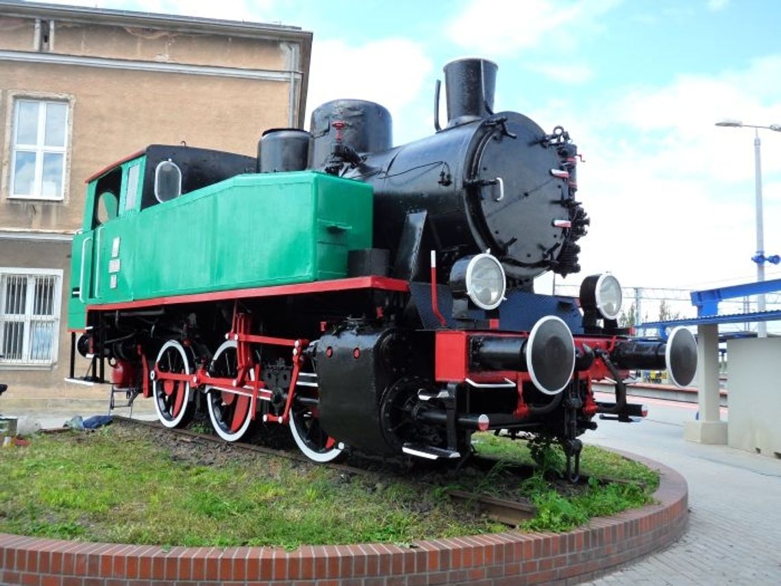 Lokomotywa błyszczy jak nowa Lokomotywa błyszczy jak nowa