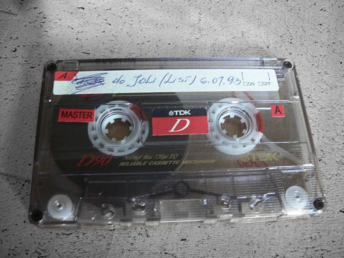 Lovestory z zaginionej taśmy magnetofonowej - niesamowite znalezisko w altance