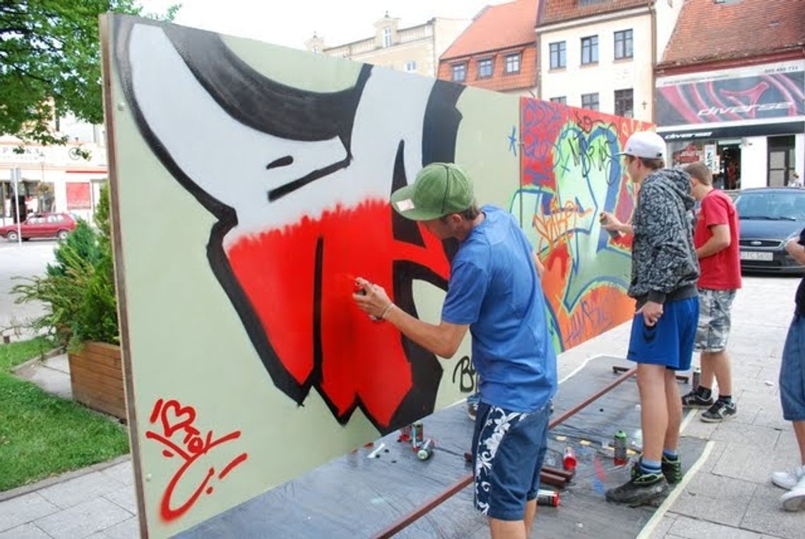 Łyse dechy zamiast koncertów - wyborczy szlaban dla młodych Łyse dechy zamiast koncertów - wyborczy szlaban dla młodych