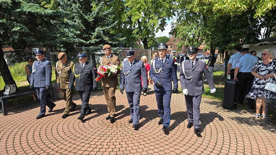 Malbork uczcił 81. Rocznicę Rzezi Wołyńskiej i 104. Rocznicę Plebiscytu na Ziemi Malborskiej