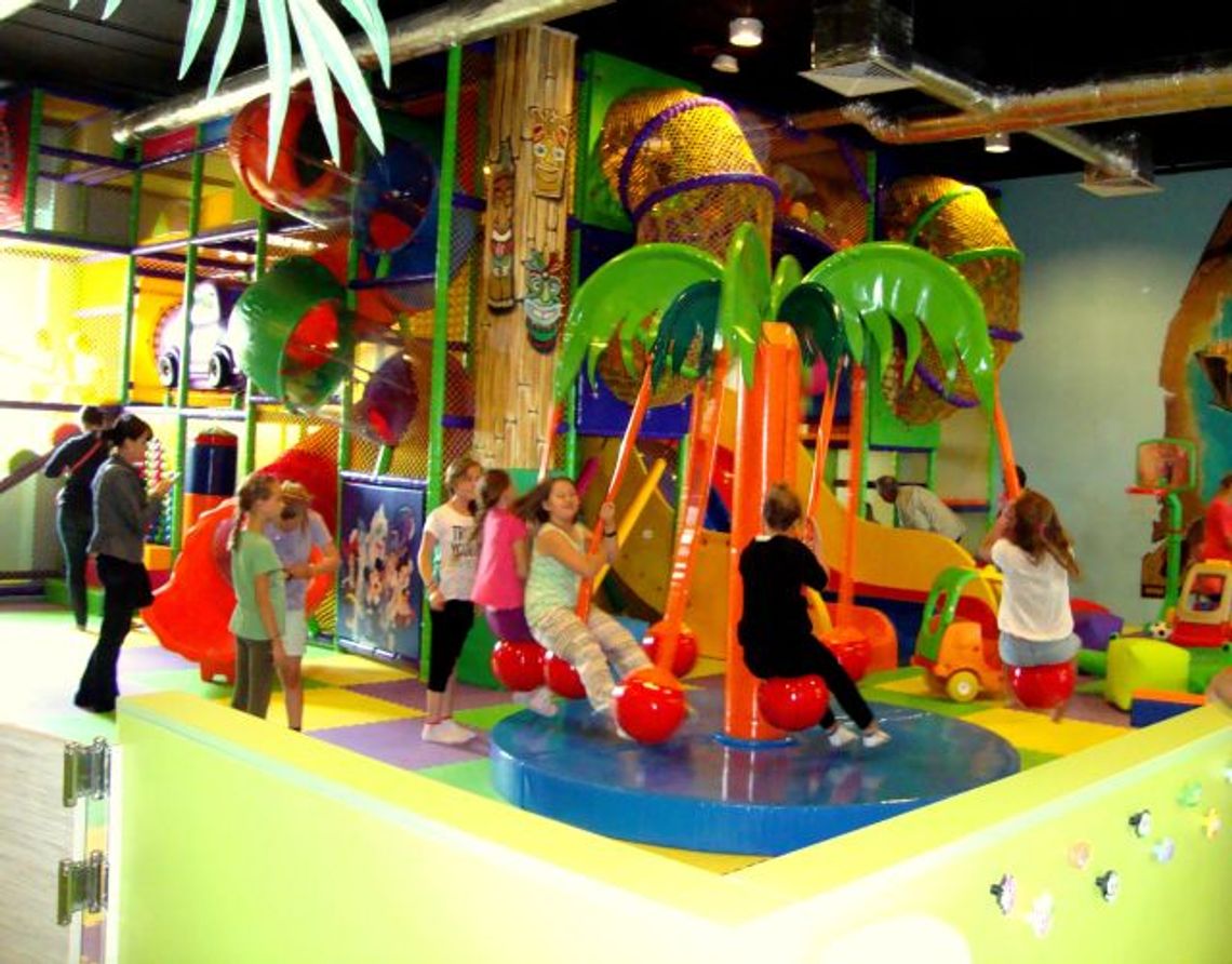 Mama na zakupy, dziecko do... bawialni Mama na zakupy, dziecko do... bawialni