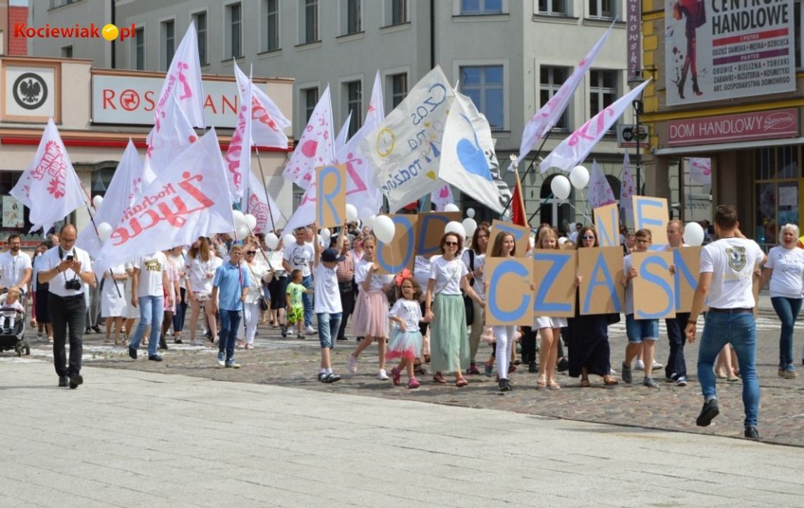 Marsz dla Życia i koncert Joszko Brody z dziećmi w Starogardzie!