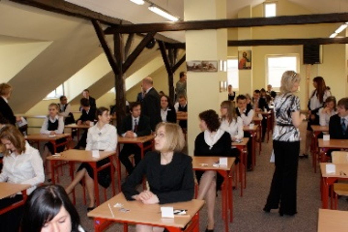 Matura na arkuszach awaryjnych Matura na arkuszach awaryjnych