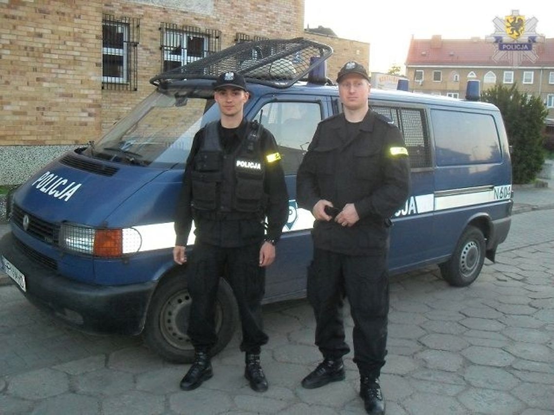 Mężczyzna miał zaciśniętą na szyi pętlę Mężczyzna miał zaciśniętą na szyi pętlę