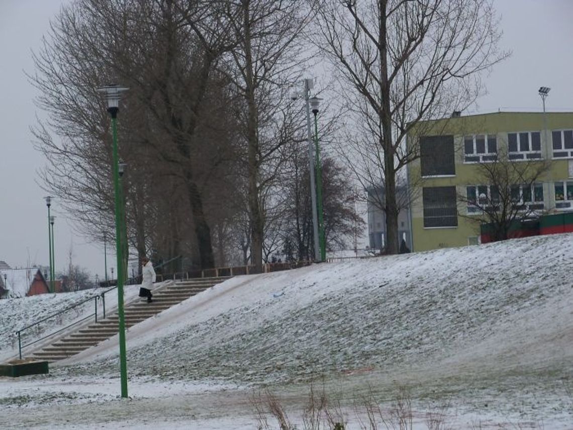 Mieszkańców strzeże 28 kamer... i sąsiedzi. Alkohol „pod nadzorem” Mieszkańców strzeże 28 kamer... i sąsiedzi. Alkohol „pod nadzorem”