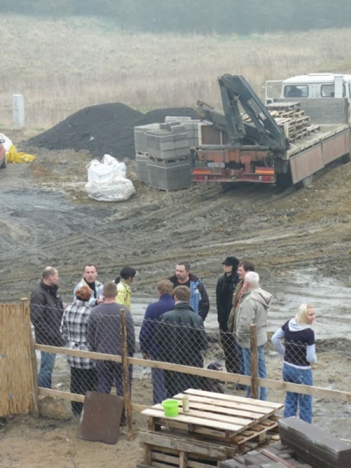 Mieszkańcy nowego osiedla Polana Leśna od kilku miesięcy czekają na gaz Mieszkańcy nowego osiedla Polana Leśna od kilku miesięcy czekają na gaz