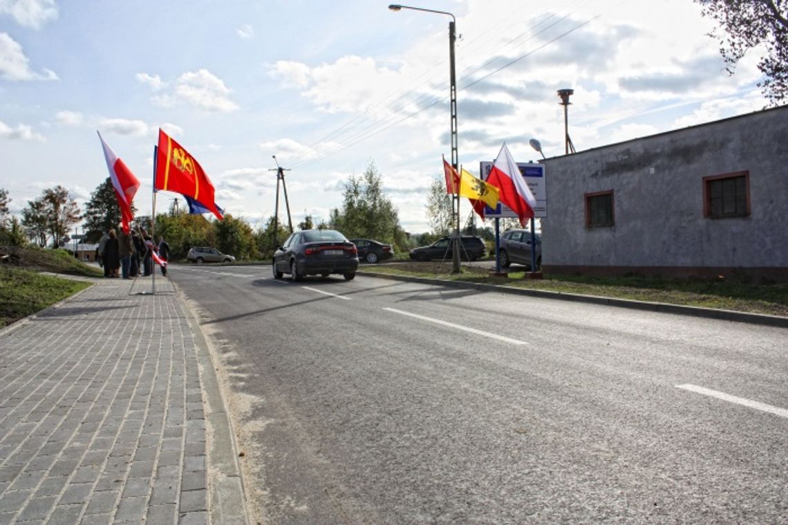 Mieszkańcy się domagali, ale drogi na razie nie ma, bo spadł śnieg