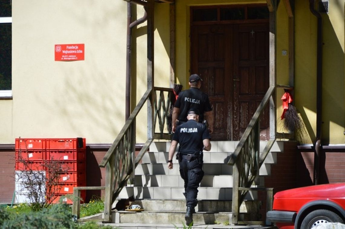 Mieszkańcy uważają, że działalność fundacji to fikcja. Prezes nie komentuje sprawy