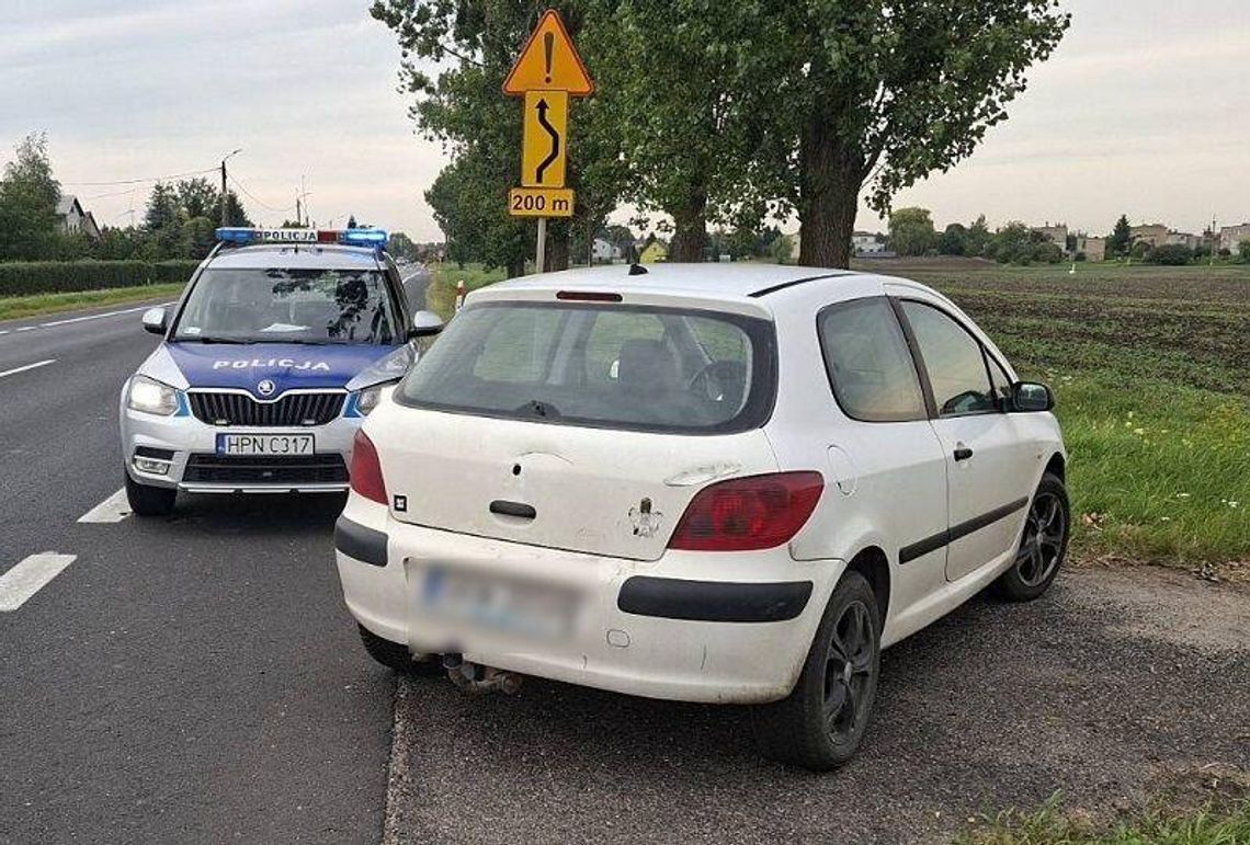 Mieszkaniec powiatu sztumskiego zatrzymany w Tczewie. Jechał bez uprawnień i bez badań technicznych Mieszkaniec powiatu sztumskiego zatrzymany w Tczewie. Jechał bez uprawnień i bez badań technicznych