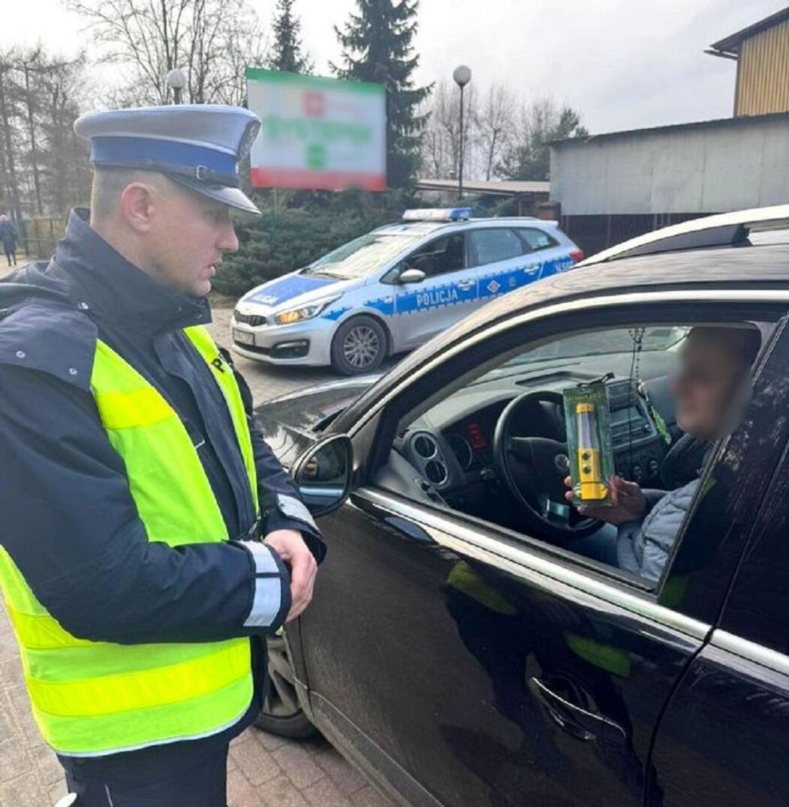 Mikołaj w radiowozie? To możliwe!