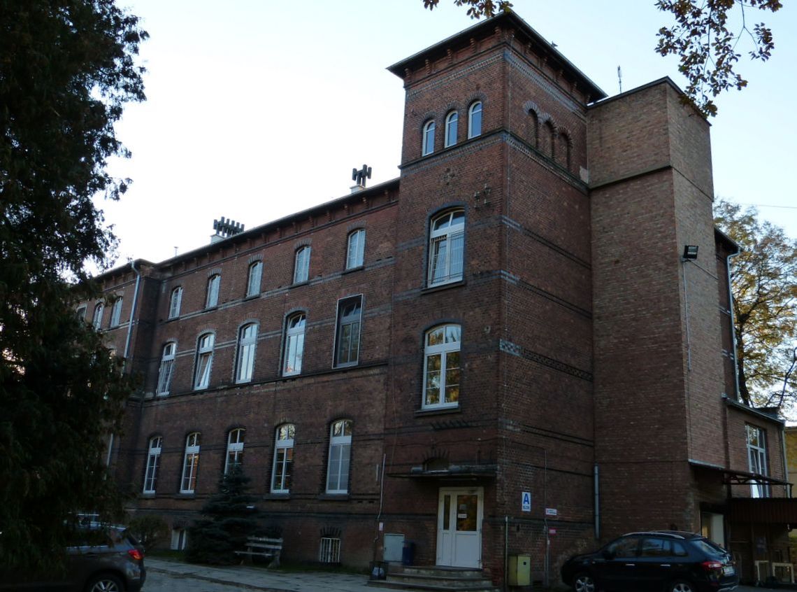 Miliony z giełdy dla szpitala? Jedenastu chętnych na szpitalne akcje