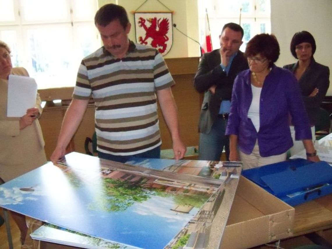 Miliony za atrakcyjny teren przy stacji kolejowej. Galeria dworcowa Miliony za atrakcyjny teren przy stacji kolejowej. Galeria dworcowa