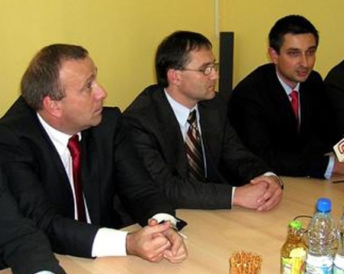 Minister Schetyna na włosku Tuska, a o pieniądze na lokalne "schetynówki" trwa bój