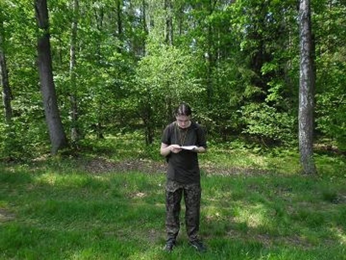 MnO Harce Kaliska. Z kompasem i mapą w las MnO Harce Kaliska. Z kompasem i mapą w las