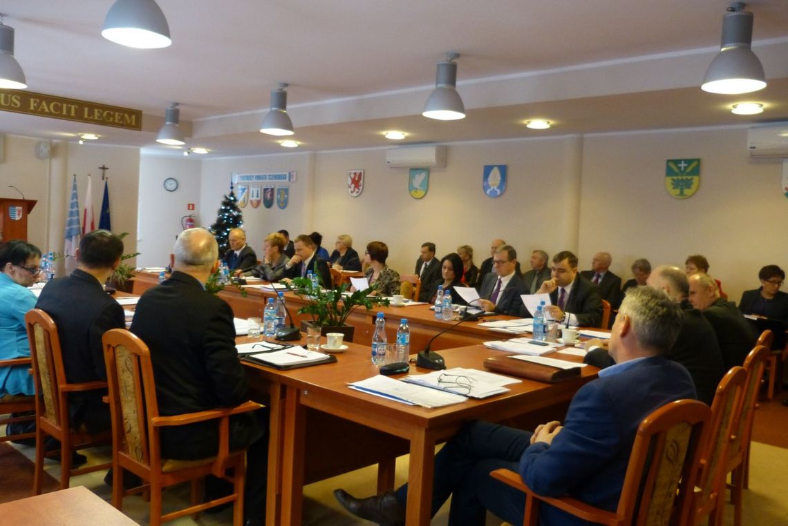 Most, drogi i stadion. W powiecie uchwalili budżet Most, drogi i stadion. W powiecie uchwalili budżet