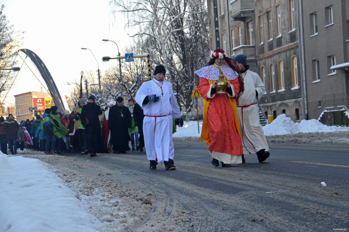 Mróz nie wystraszył. Orszak Trzech Króli w Tczewie przyciągnął tłumy! Mróz nie wystraszył. Orszak Trzech Króli w Tczewie przyciągnął tłumy!