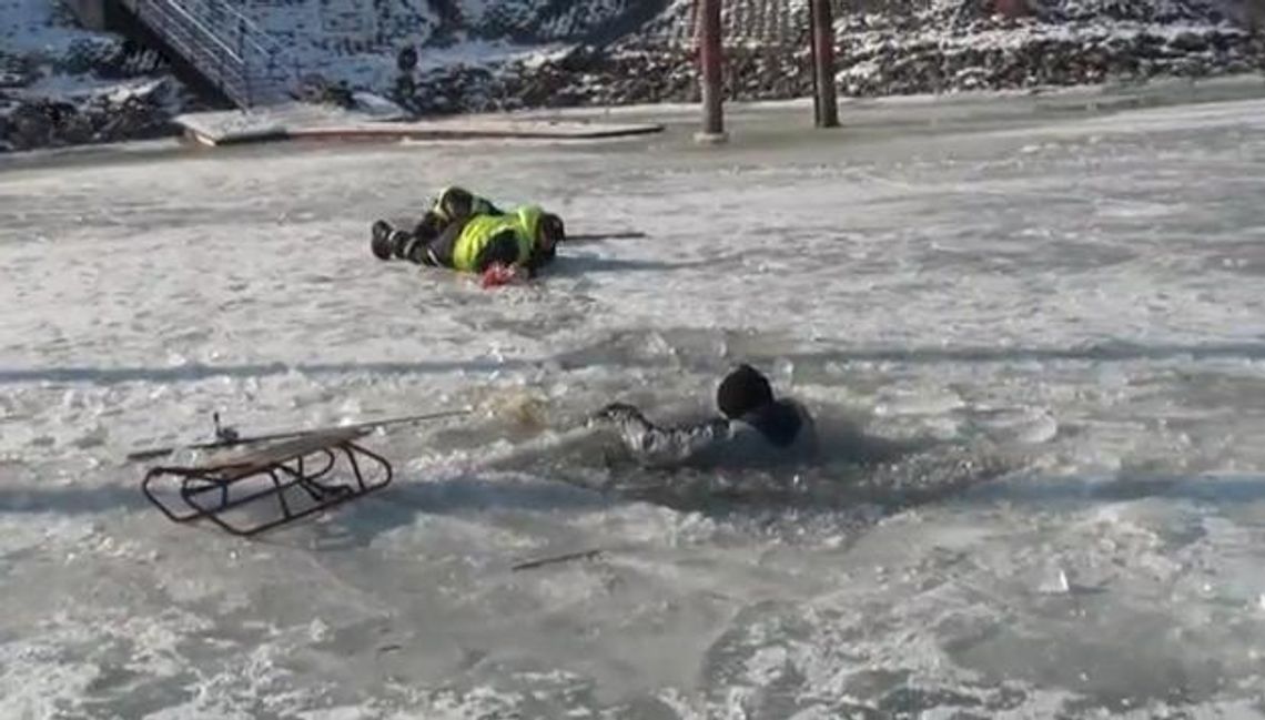 Mrozy coraz mniejsze, a lód coraz cieńszy! Mrozy coraz mniejsze, a lód coraz cieńszy!