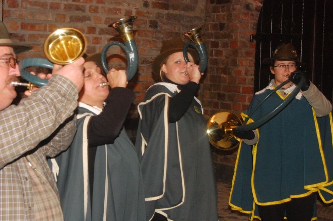 Myśliwi, sokolnicy i pogoń za lisem. Profesja pełna przesądów