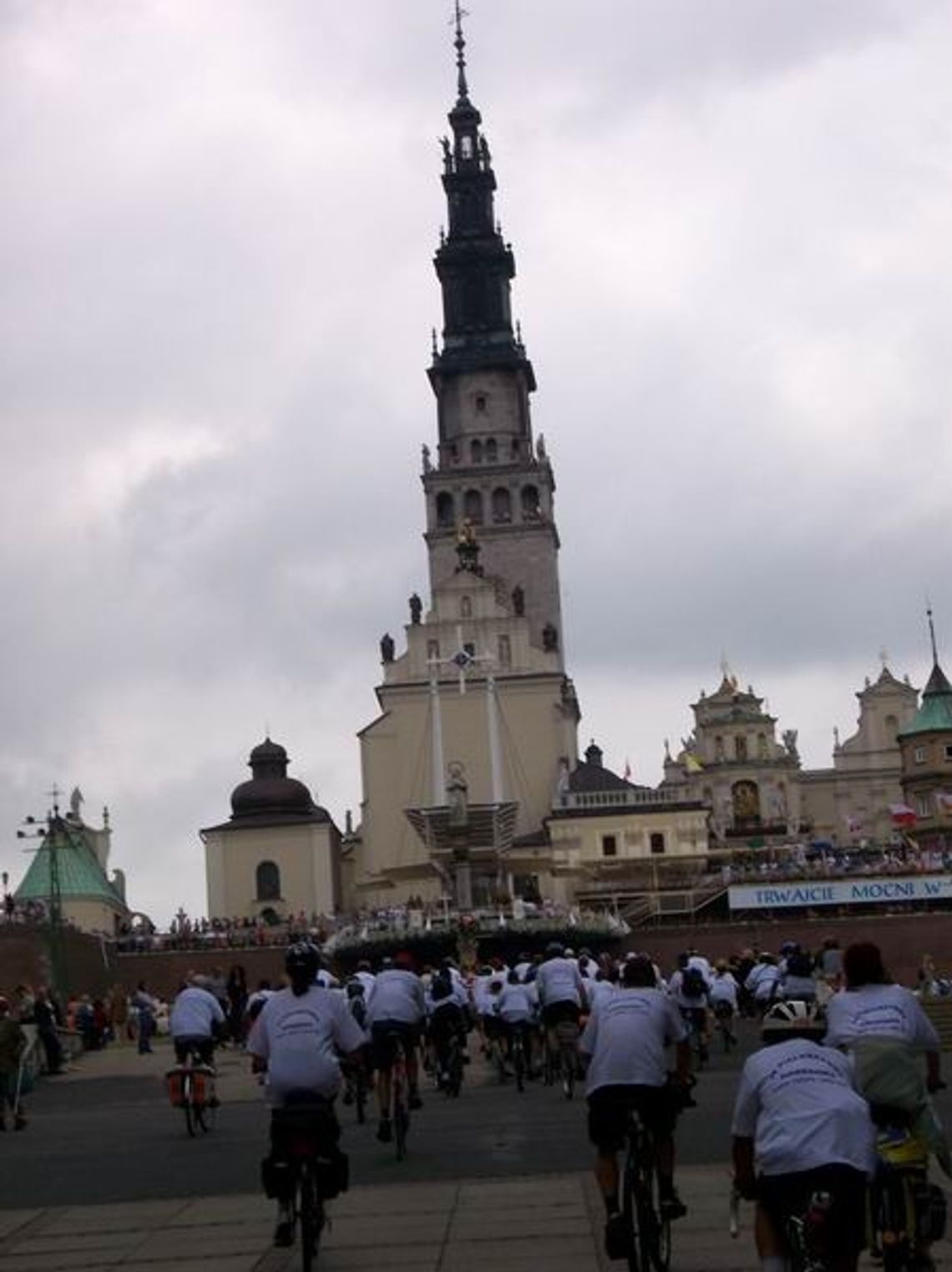 Na rowerze na Jasną Górę Na rowerze na Jasną Górę