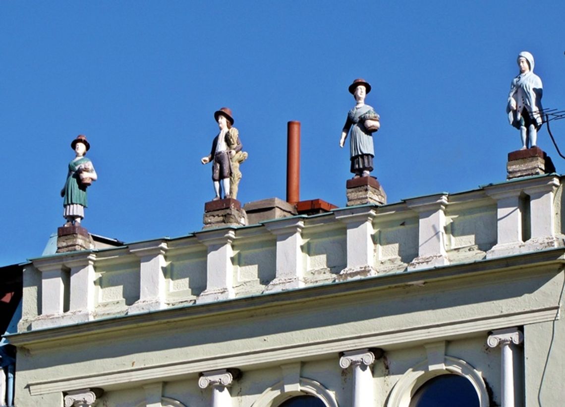 Na rynku odsłonią… Wiosnę Na rynku odsłonią… Wiosnę